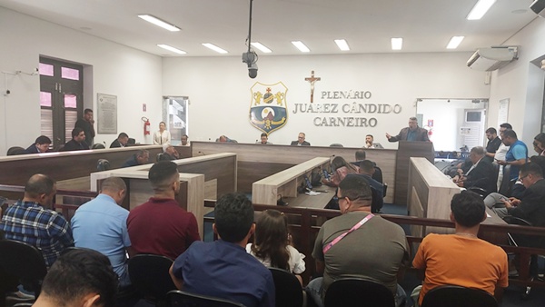 Câmara retoma trabalhos legislativos